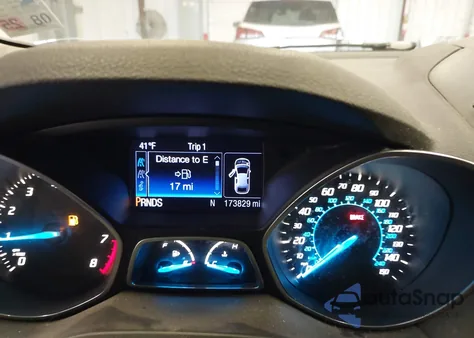 2013 Ford Escape Se z USA, uszkodzony, nr VIN 1FMCU0GX1DUB30867